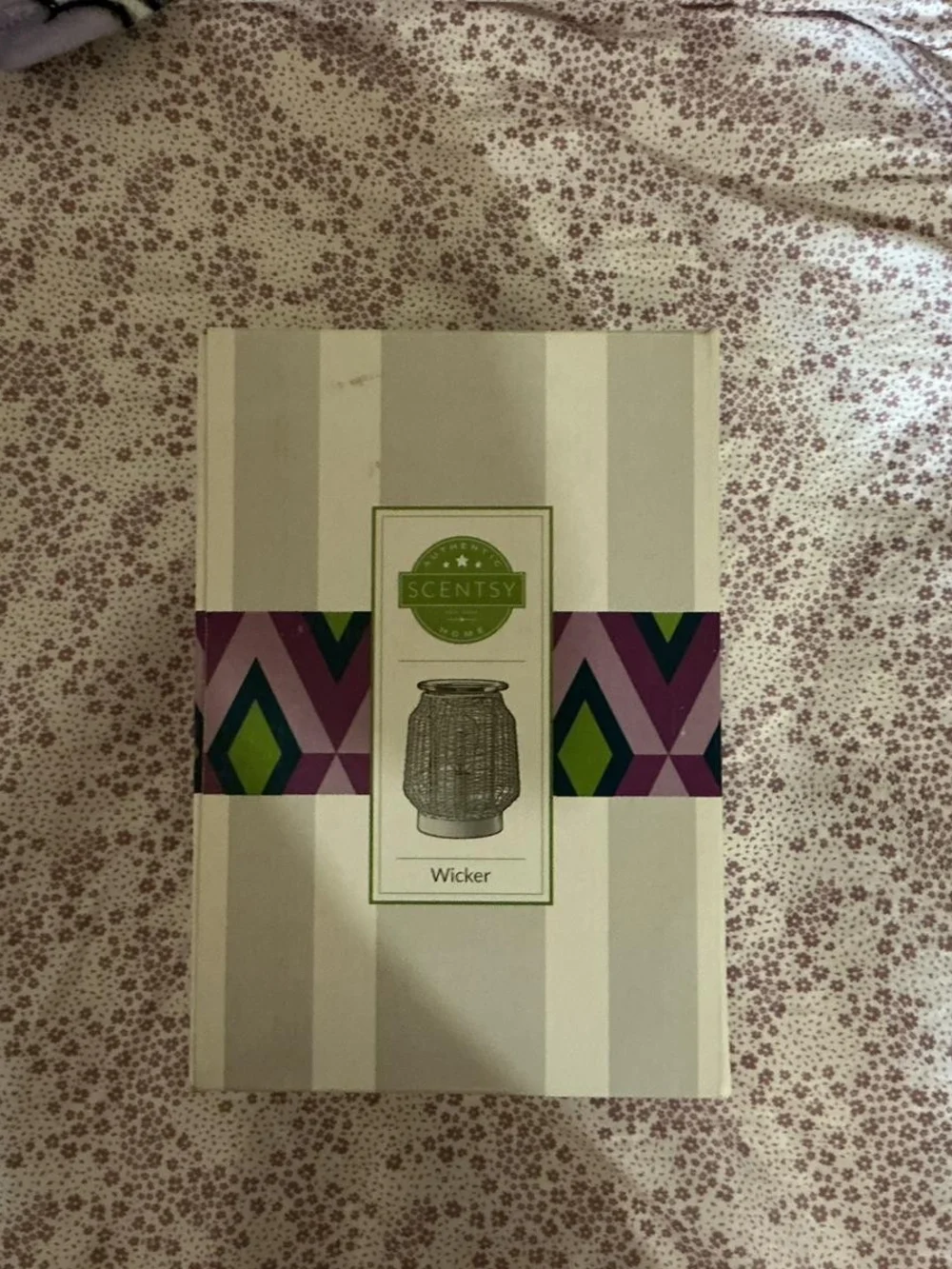Scentsy White Woven Plug-In Lantern